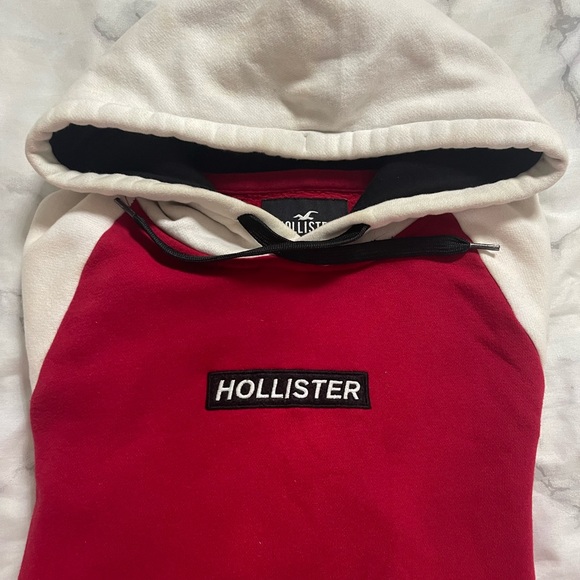 Hollister Hoodie - Picture 2 of 5
